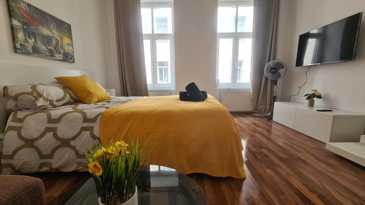 Peaceful 1Br Apt. Near Metro Station Langenfeldg. Apartment Vienna Luaran gambar