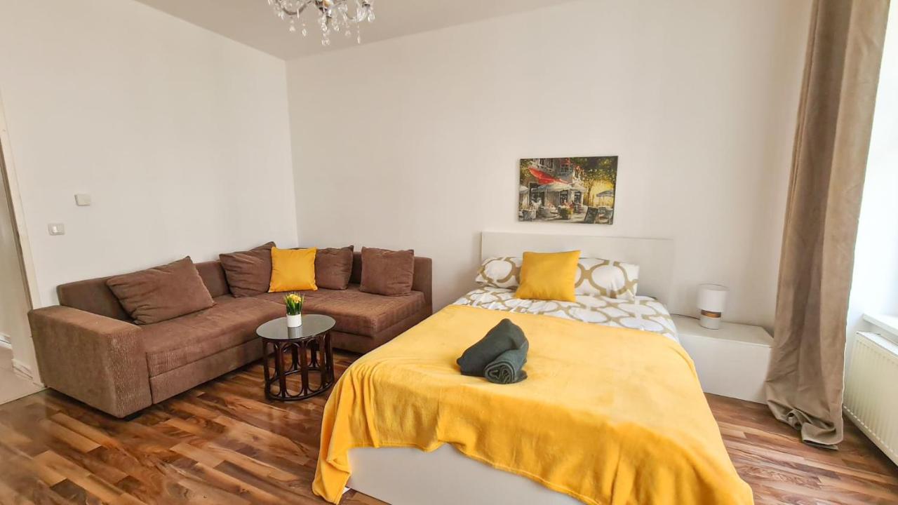 Peaceful 1Br Apt. Near Metro Station Langenfeldg. Apartment Vienna Luaran gambar