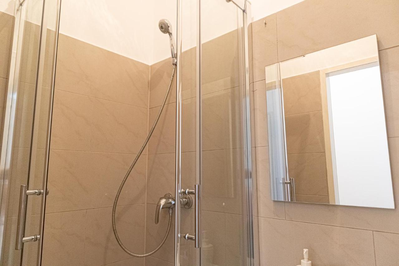 Peaceful 1Br Apt. Near Metro Station Langenfeldg. Apartment Vienna Luaran gambar